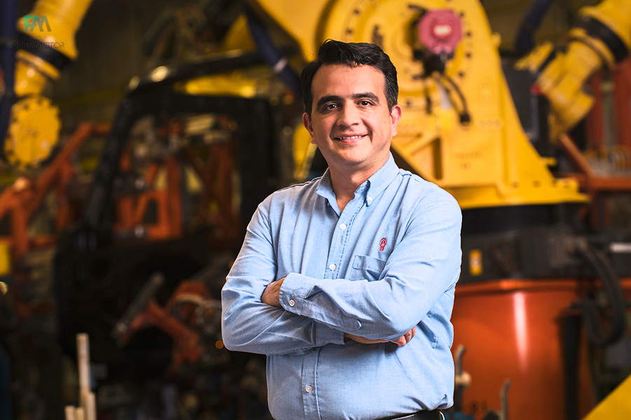 Luis Fernando Reyes perfeccionará procesos críticos en planta de KW