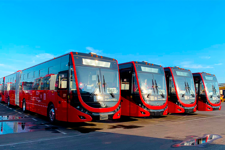 Ahora-la-linea-3-del-Metrobus-es-electrificada-con-Yutong-Factor-Automotor-primeros-25-autobuse