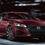 Sedanes-Altima-y-Versa-2023-ahora-con-mas-tecnologia-Factor-AutoMotor