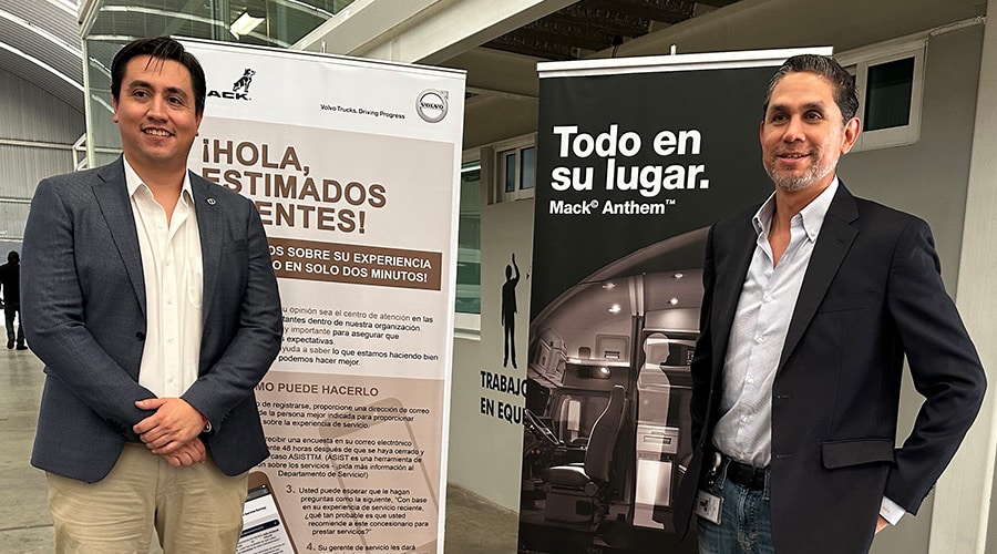 Gabriel González López, director de operaciones de Volvo Trucks México  y Daniel Rodriguez Campos, director comercial de Mack Trucks México.