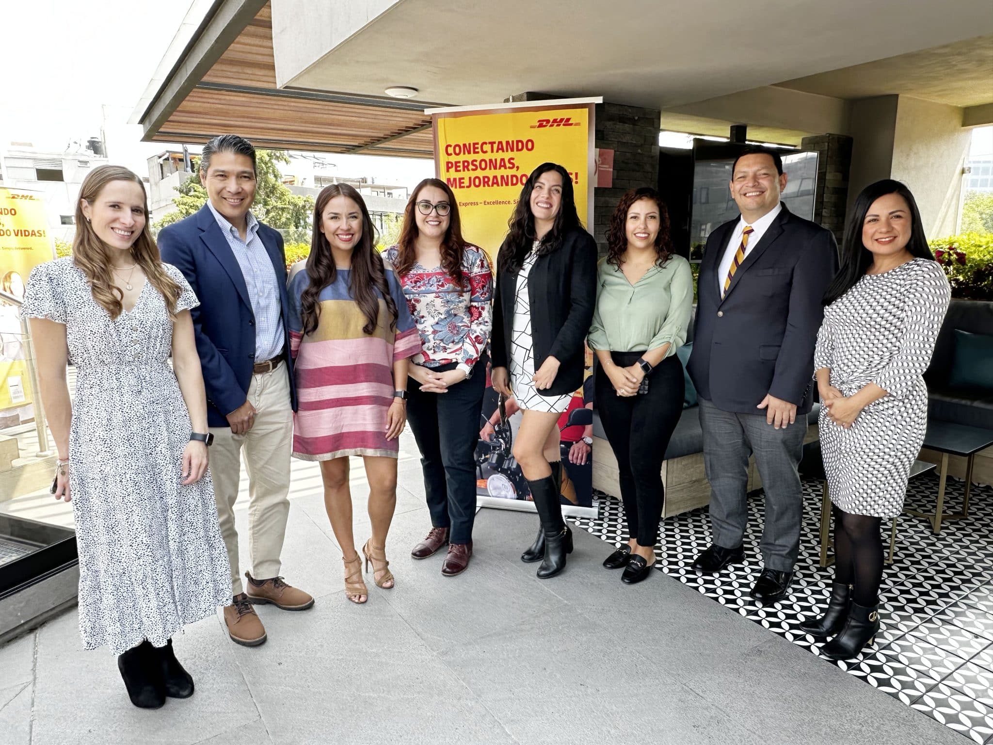 Envia-y-Gana-al-Instante-sorprendente-campana-de-DHL-Express-Mexico-para-envios-internacionales-Factor-Automotor-