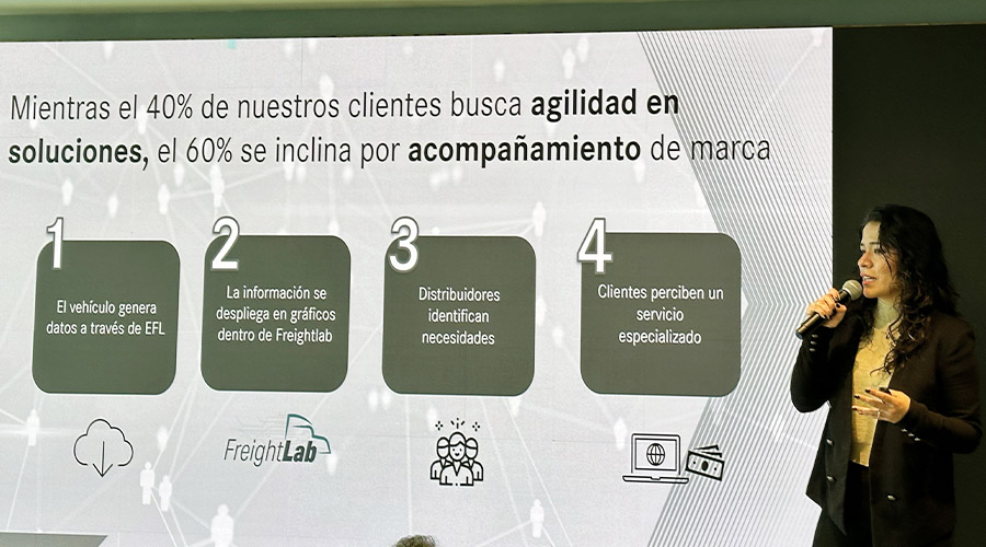 Itzel Alpízar, gerente de estrategia de conectividad de Daimler Truck México