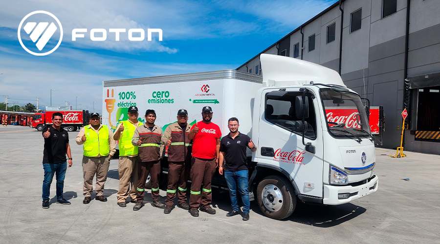 Colaboradores de Arca Continental reciben el camión S3 EV de FOTON