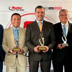 Ryder-System-premia-a-aliados-transportistas-mexicanos-por-mejor-desempeNo-profesional-Factor-AutoMotor
