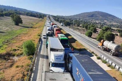 Bloque-en-Arco-Norte-provoca-dano-irreversible-en-el-autotransporte-CANACAR-Factor-Automotor