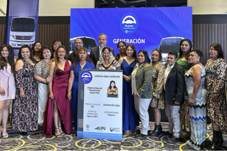 Ahora-Mujeres-Transformando-ve-nacer-la-primera-generacion-de-operadoras-para-autobuses-inspiradora-iniciativa-de-Volkswagen-Truck-Bus-LiPU-By-Traxion-y-la-AMO-Factor-Automotor.
