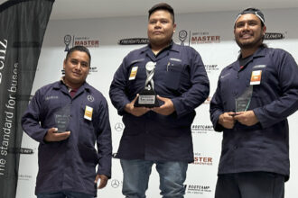 Tecnicos-de-MBA-demuestran-su-excelencia-en-el-Master-en-Diagnostico-2024-Factor-automotor