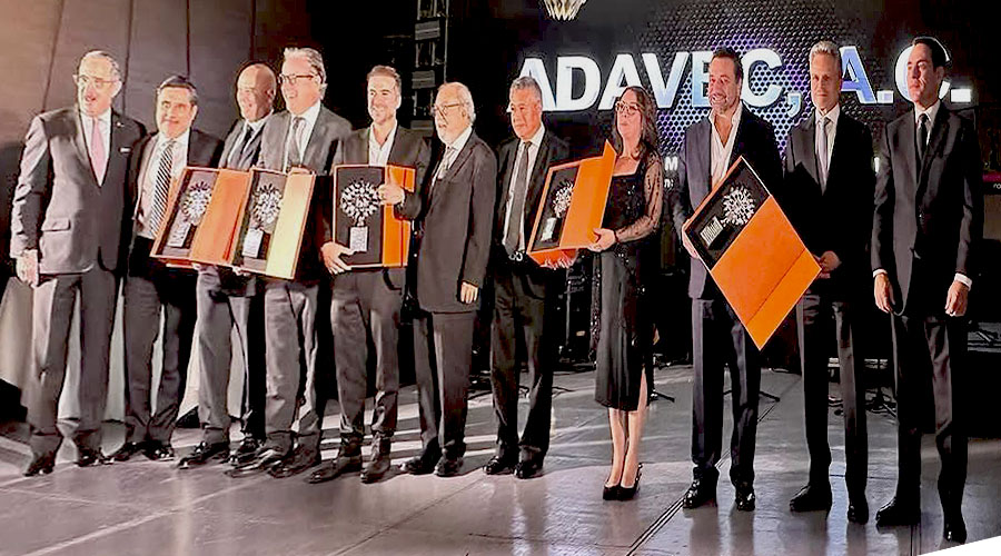 La-ADAVEC-celebra-45-anos-como-socio-estrategico-de-Daimler-Truck-Mexico-Factor-Automotor