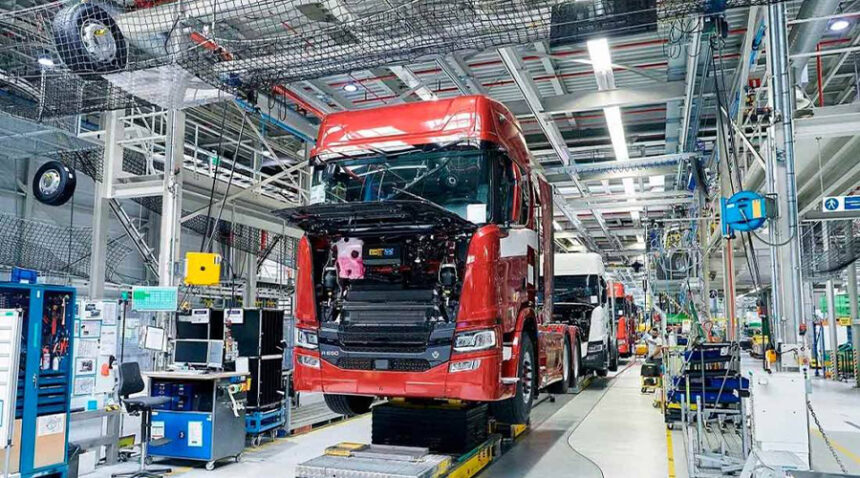 En-2024-Mexico-alcanzo-una-produccion-de-213241-camiones-ANPACT-Factor-Automotor