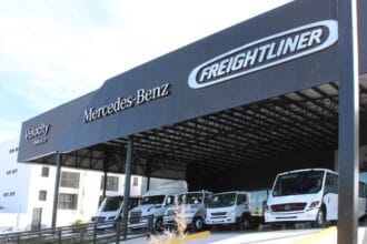 Ahora-Mazatlan-tiene-distribuidora-Freightliner-y-Mercedes-Benz-Autobuses-Velocity-Factor-Automotor