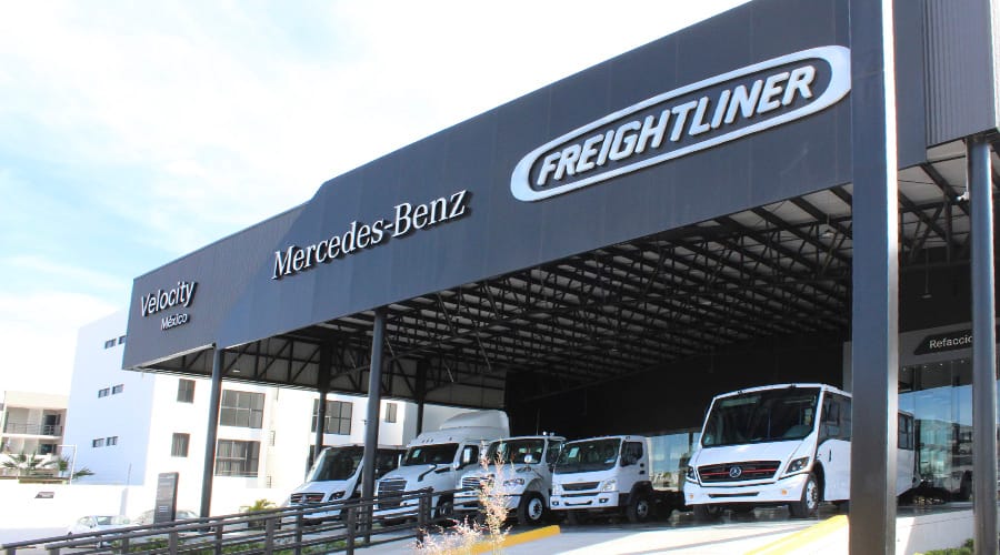 Velocity, distribuidor autorizado de Freightliner y Mercedes-Benz Autobuses, celebra la inauguración de su nuevo punto de venta en Mazatlán, Sinaloa