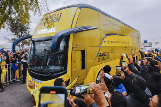 Mercedes-Benz-Autobuses-impulsa-el-vuelo-de-las-Aguilas-de-America-Factor-Automotor.