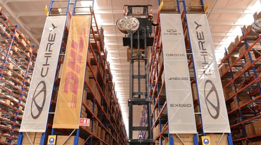 Chirey Motor de México y DHL Supply Chain firmaron un acuerdo de colaboración en 2024 para la distribución logística de refacciones.