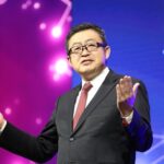 Kensuke Oe, director general de Honda Motor Co, entregó los 52 galardones repartidos entre proveedores de México, Canadá y Estados Unidos.