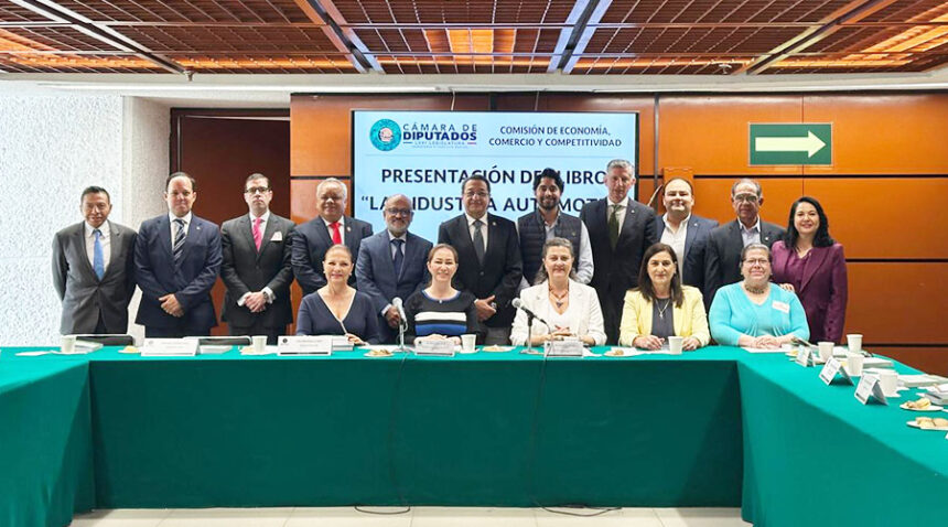 Industria-Automotriz-en-Mexico-AMDA-celebra-80-anos-con-libro-Factor-Automotor