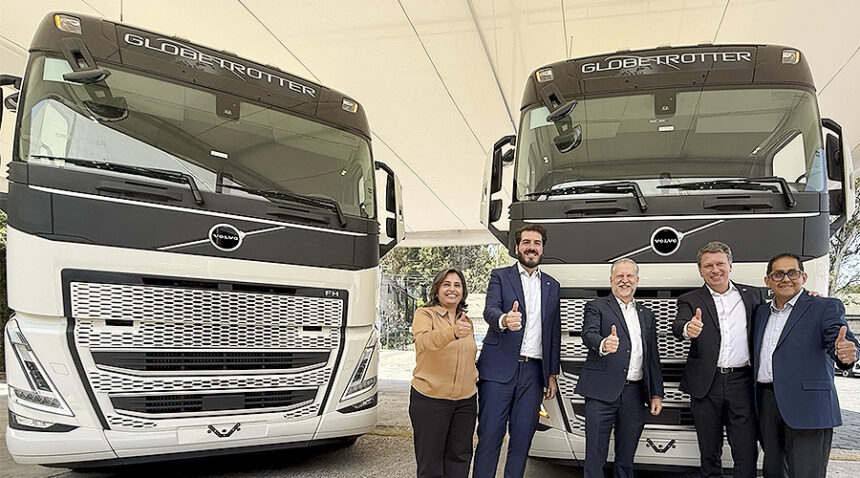 Volvo-Trucks-entrega-el-nuevo-tractocamion-cabover-FH-540-a-5-empresas-del-autotransporte-Factor-Automotor