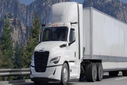 El nuevo Freightliner Cascadia de quinta generación comenzará a producirse en el próximo verano y estará disponible para el mercado estadounidense.