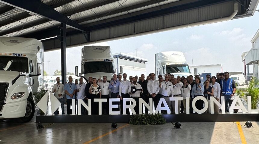 A través de Camionera del Centro Aguascalientes, Frío Express adquirió 10 unidades del modelo LT International, diseñado para aumentar la operatividad y reducir el mantenimiento. Factor Automotor