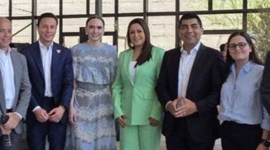 Ximena Escobedo, titular de la Unidad de Desarrollo de la Secretaría de Economía, se reunirá con líderes de la industria automotriz en los próximos días para fortalecer la producción de vehículos.