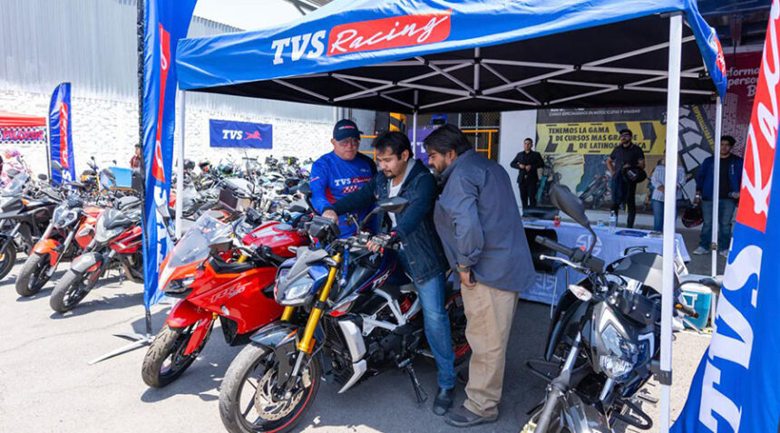 TVS-Motor-presenta-a-clientes-su-portafolio-de-motocicletas-en-el-Demo-Day-2025-Factor-Automotor