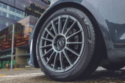 Las llantas Turanza EV fueron desarrolladas con tecnología ENLITEN. Factor Automotor