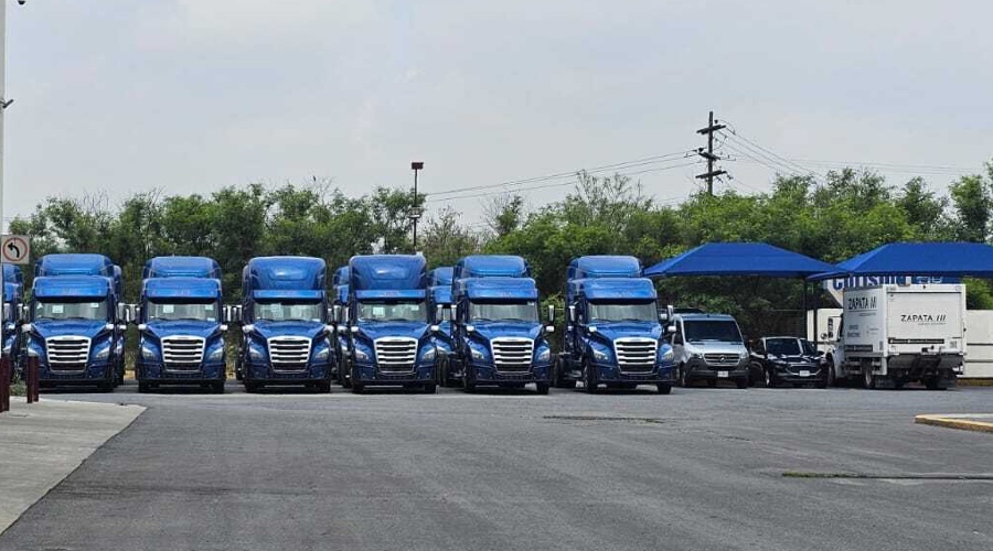 Zapata Camiones Monterrey obtuvo la doble certificación porque cuenta con un taller técnico especializado y un equipo posventa robusto que brinda atención de primera, tal como lo hace Daimler Truck. 