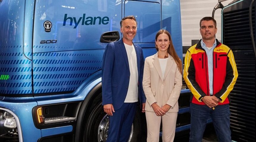 Los camiones eActross 600 Mercedes Benz serán arrendados por HyLane a DHL; Daimler Truck los entregará en el segundo trimestre de 2026. Factor Automotor