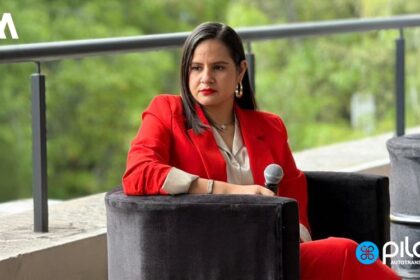 50-mujeres-operadoras-colaboran-exitosamente-en-Autotransportes-Pilot-Estefania-Garcia-Factor-Automotor