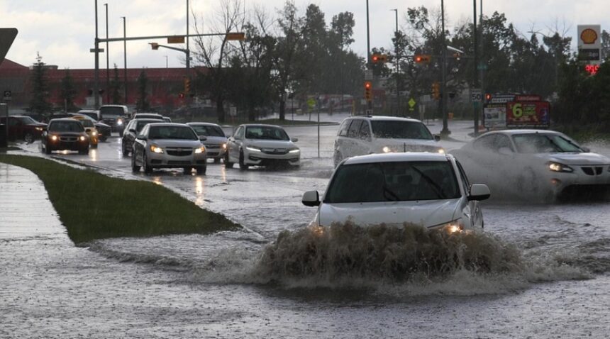 El 18% de siniestros viales derivan de eventos meteorológicos como las lluvias o las inundaciones. Factor Automotor