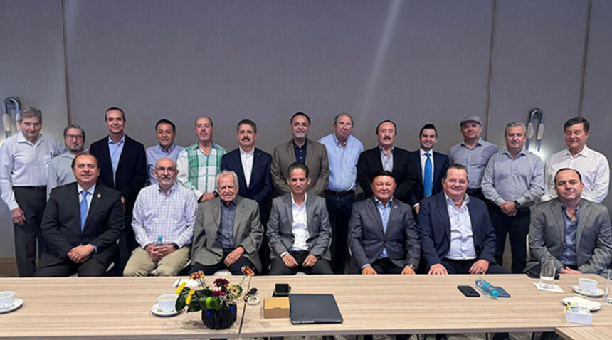 Nuevo-Comite-de-Certificacion-Financiera-Compromiso-CANACAR-Factor-Automotor