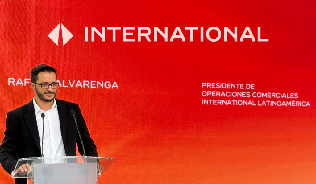 Rafael Alvarenga, presidente de-Operaciones Comerciales de International Latinoamérica, presenta el Bosque International firma alianza con Reforestamos México