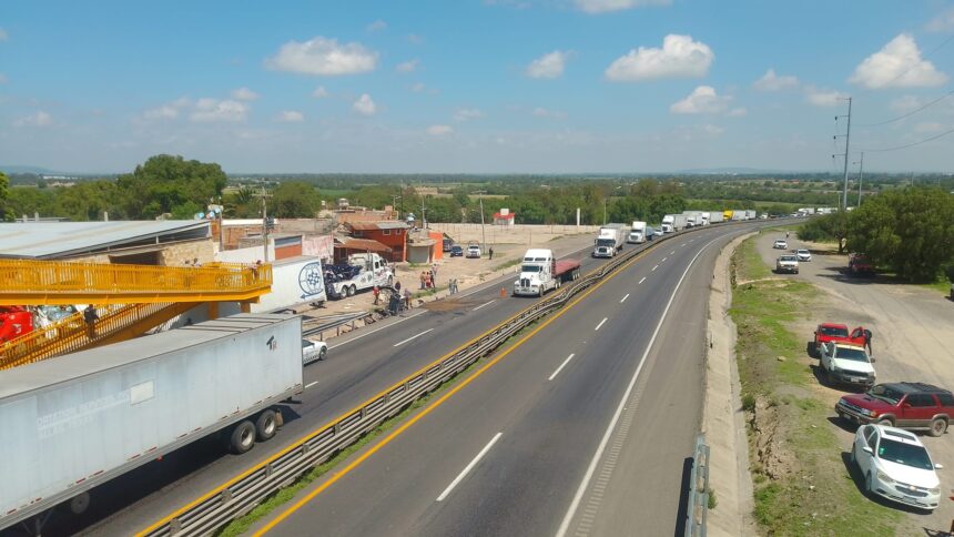 Transportistas-apoyan-Alerta-57-proyecto-que-combate-inseguridad-en-la-carretera-mas-importante-del-pais-Factor-Automotor