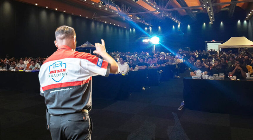 AUTEX-Academy-capacita-a-cientos-de-mecanicos-en-Puebla-Factor-Automotor