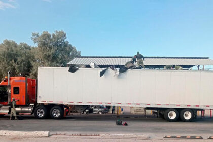 Autoridades-decomisan-en-Sonora-cocaina-oculta-en-tractocamion-Factor-Automotor