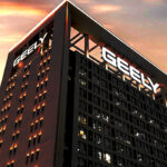 Geely-Auto-vende-mas-de-1.4-millones-de-vehiculos-en-el-primer-semestre-de-2025-Factor-automotor