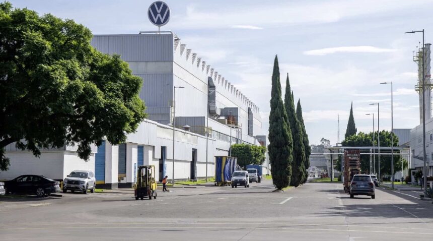 Volkswagen México impulsa la inversión para optimizar su cadena de suministro y eficiencia operativa. Factor Automotor