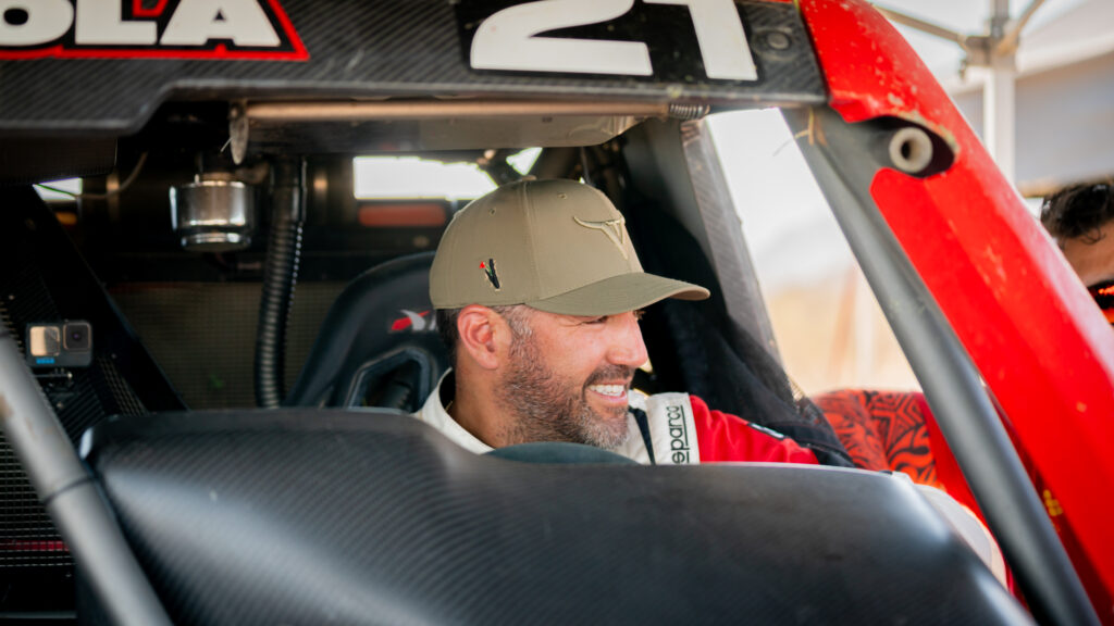 Al conocer información relevante de la ruta como altitud o riesgos, los pilotos podrán tomar mejores decisiones. Factor Automotor Al conocer información relevante de la ruta como altitud o riesgos, los pilotos podrán tomar mejores decisiones. Factor Automotor