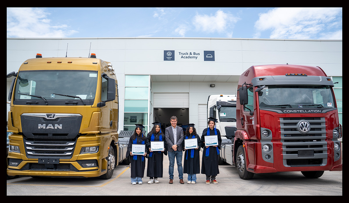 Emocionante-graduacion-de-la-primera-generacion-de-Formare-Volkswagen-Truck-Bus-Mexico-impulsa-el-futuro-Factor-automotor
