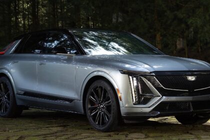 Cadillac LYRIQ es el primer SUV eléctrico en obtener la insignia V-SERIES. Factor Automotor