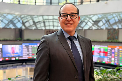 Urgente-financiamiento-para-la-recarga-de-los-vehiculos-electricos-en-Mexico-Factor-Automotor