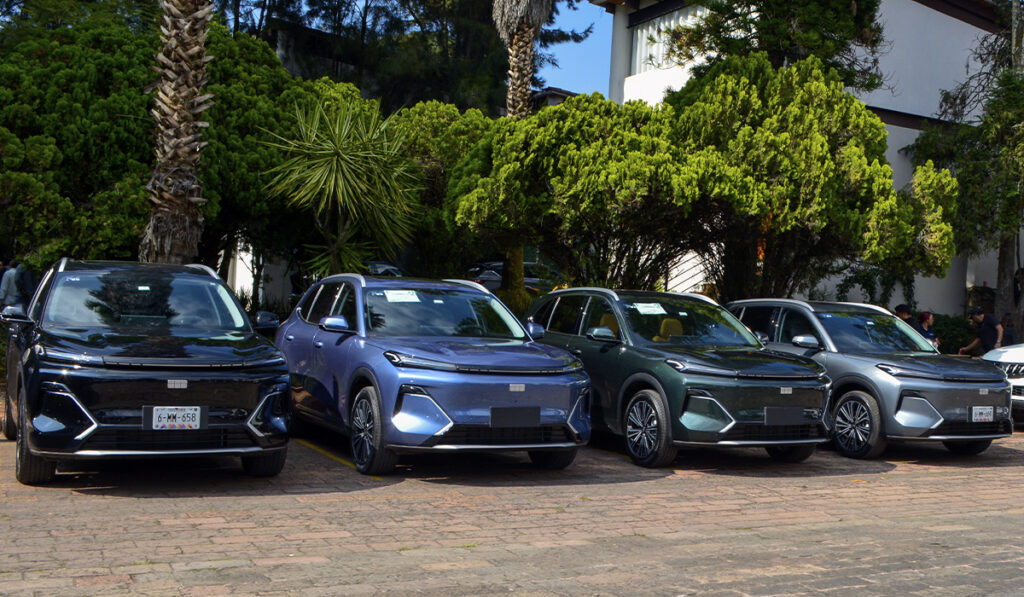 Gama de colores de la Geely EX5 EM-i PHEV