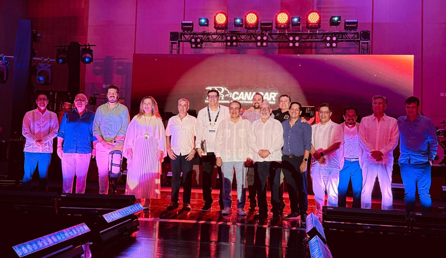 Finaliza-con-gran-exito-la-Convencion-Nacional-CANACAR-2025-Factor-Automotor