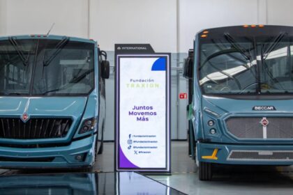 Autobuses International