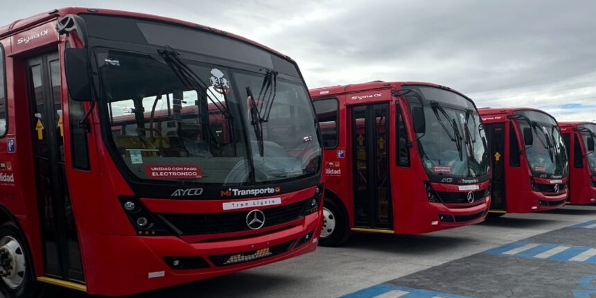 Las unidades Mercedes-Benz también ayudarán a reducir las emisiones contaminantes ya que son de las más modernas de la marca. Factor Automotor