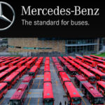 Vista aérea de los 75 autobuses Mercedes-Benz entregados al Gobierno de Jalisco dentro del programa Mi Transporte Tren Ligero Factor automotor