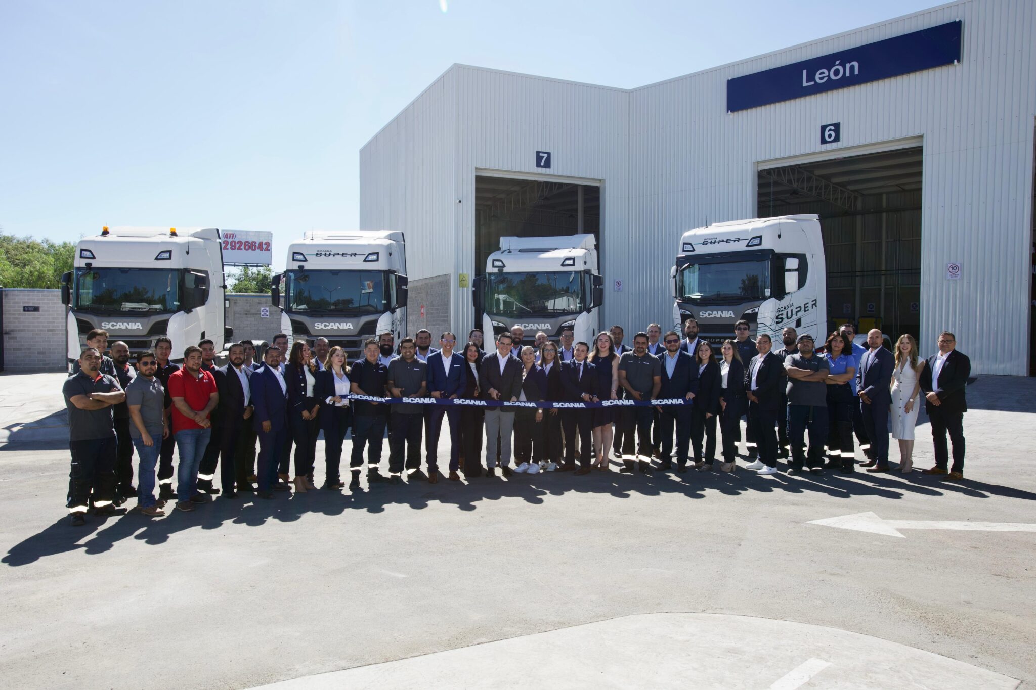 Inauguración de la nueve sede de Scania en León