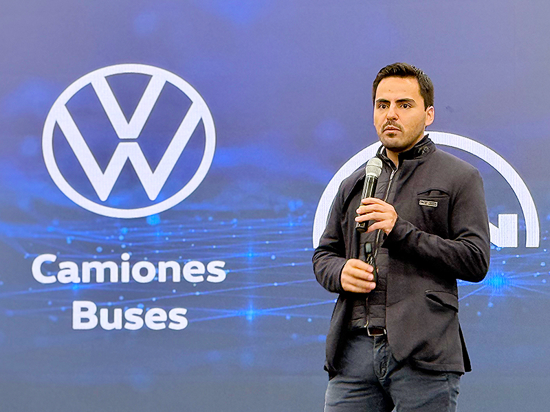 Daniel Guerra Cardoso en presentación corporativa de Volkswagen Truck & Bus México