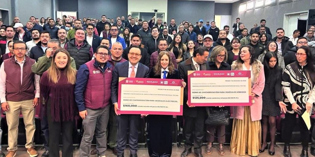 Los bonos serán de hasta 160 mil pesos para facilitar la adquisición de unidades híbridas y eléctricas que funcionarán como taxis en Edomex. Factor Automotor