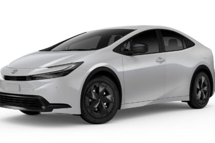 Toyota Prius fue uno de los subcompactos mejor evaluados por más de 8 mil consumidores mexicanos. Factor Automotor