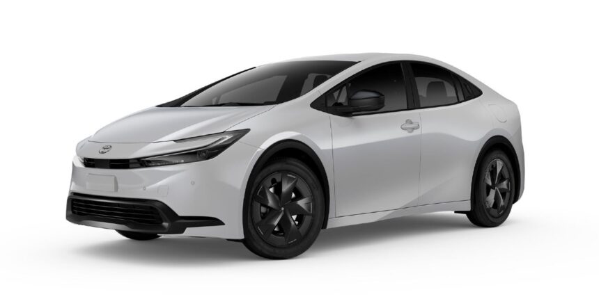 Toyota Prius fue uno de los subcompactos mejor evaluados por más de 8 mil consumidores mexicanos. Factor Automotor